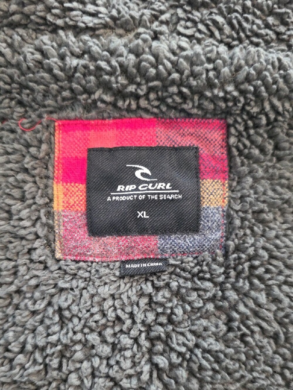 Rip Curl Gray Sherpa Jacket with Red Plaid Trim - Picture 2 of 5